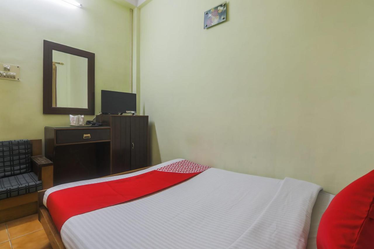 Oyo Hotel Grand City Tezpur Kültér fotó