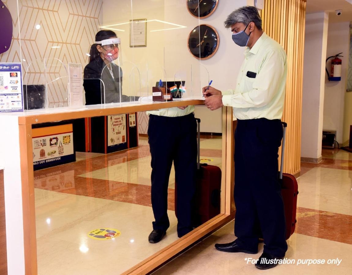 Oyo Hotel Grand City Tezpur Kültér fotó
